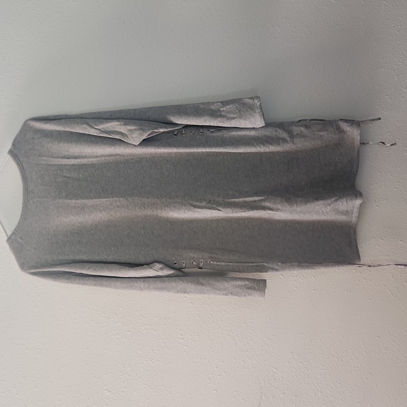 🆕️PROJECT RUNWAY: Sweatshirt Dress - Picture 6 of 6